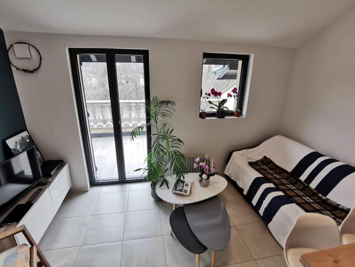 Hebergeneve Les Terrasses Apartment Gex Bagian luar foto